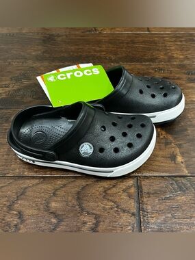 NWT! CROCS Kids Black and White Crocs Clog, Size 10-11